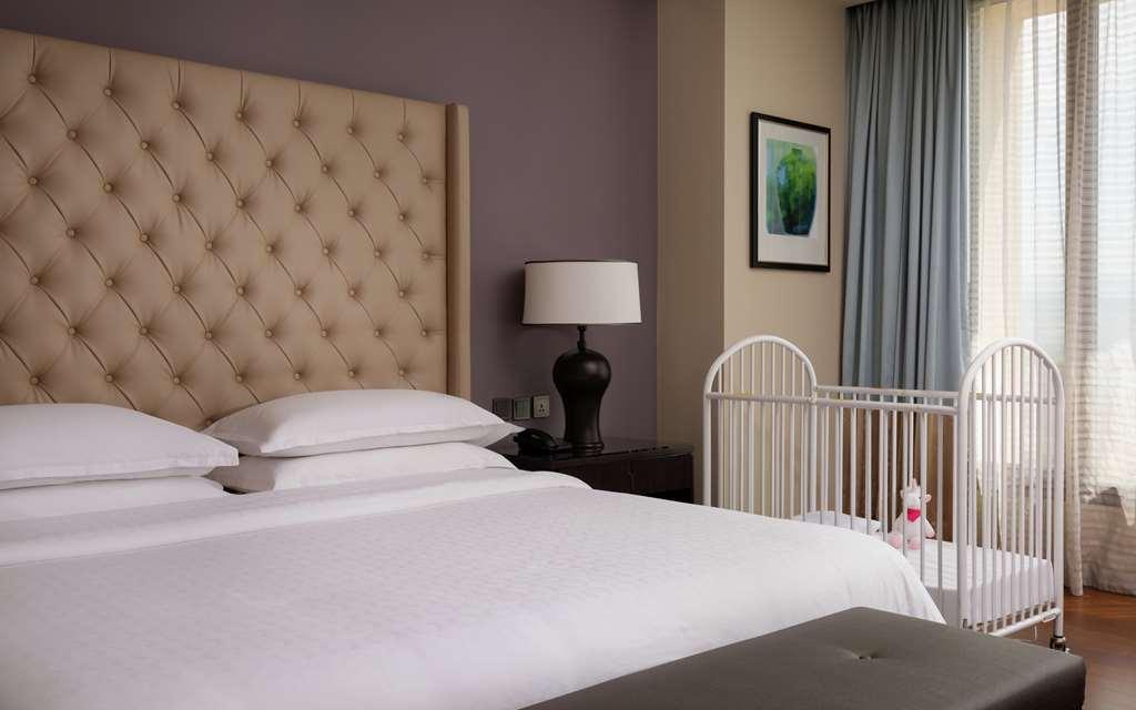 Hilton Duszanbe Pokój zdjęcie