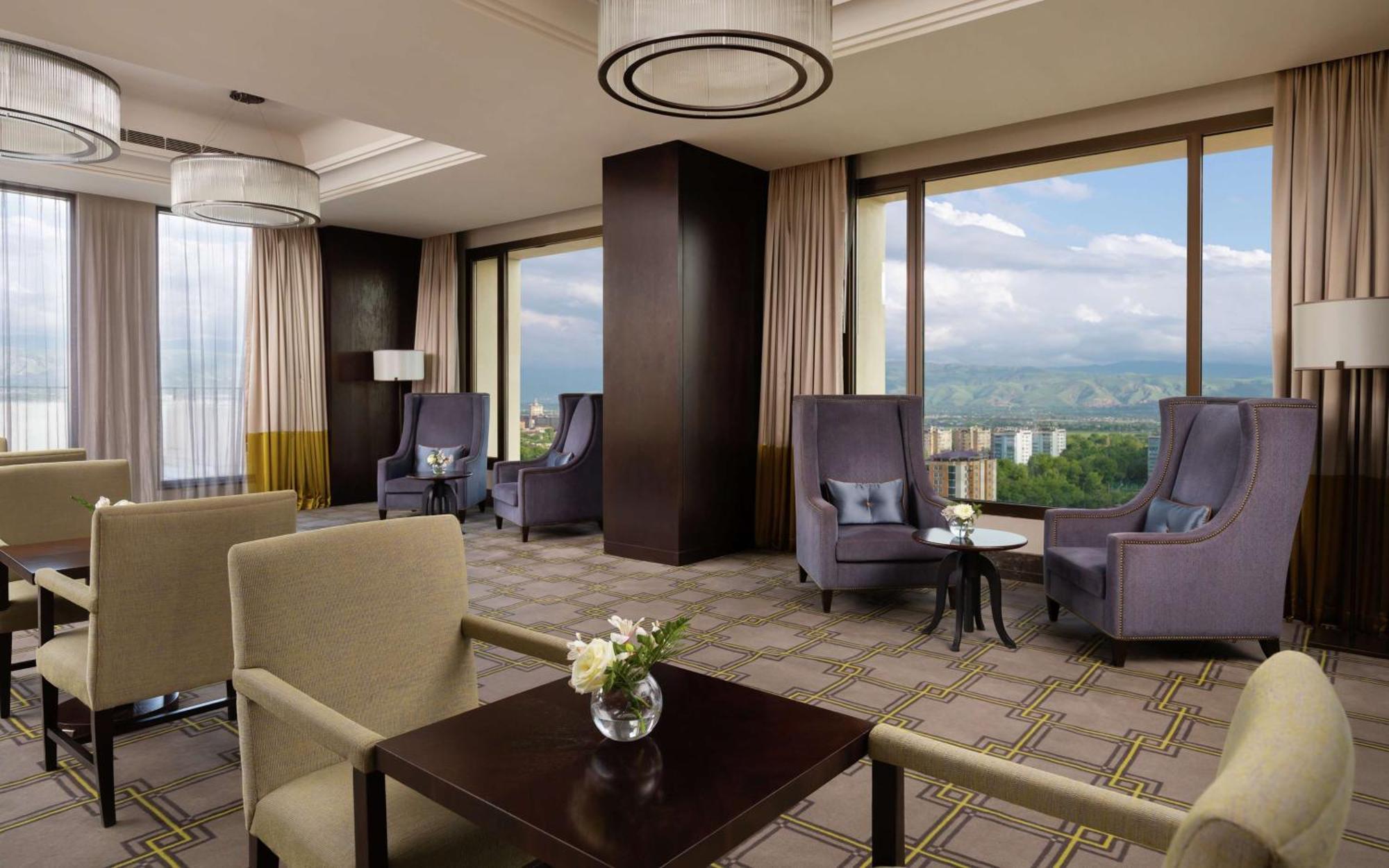 Hilton Duszanbe Zewnętrze zdjęcie