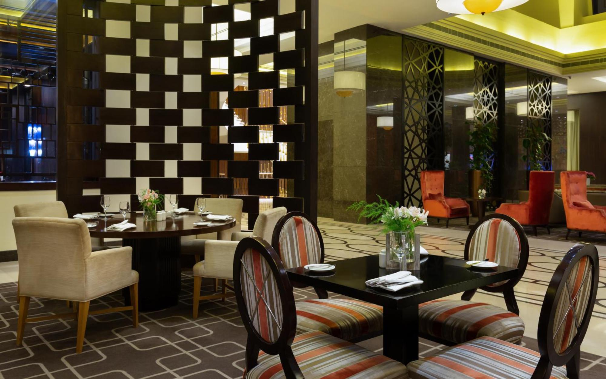Hilton Duszanbe Zewnętrze zdjęcie